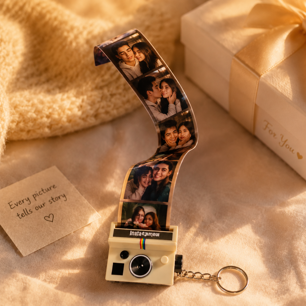 Custom Photo Film Camera Keychain – Personalized Mini Camera with 5–10 Photos
